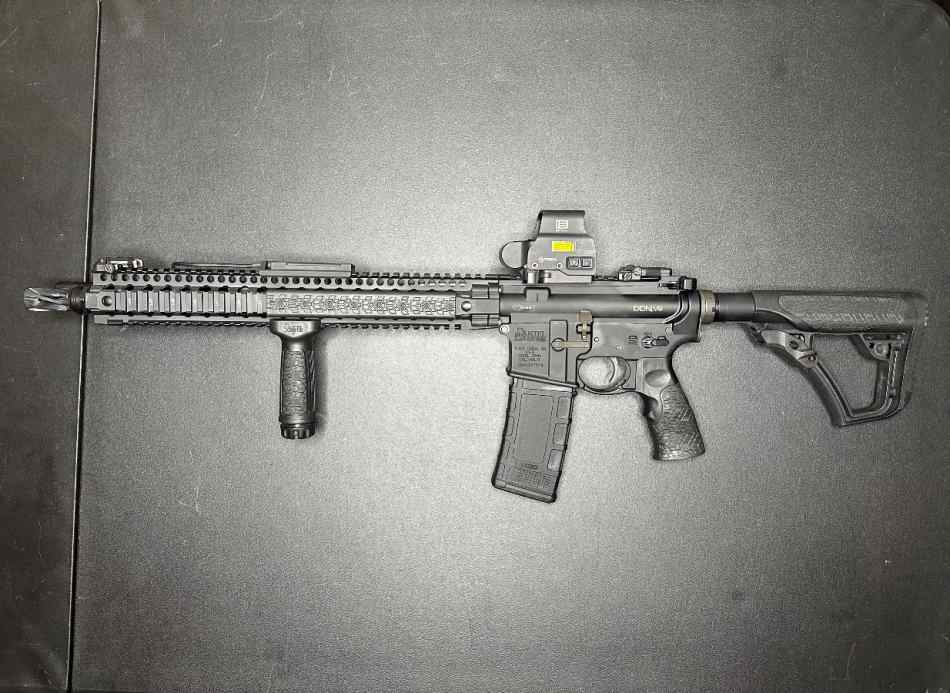 Daniel Defense V9 5.56