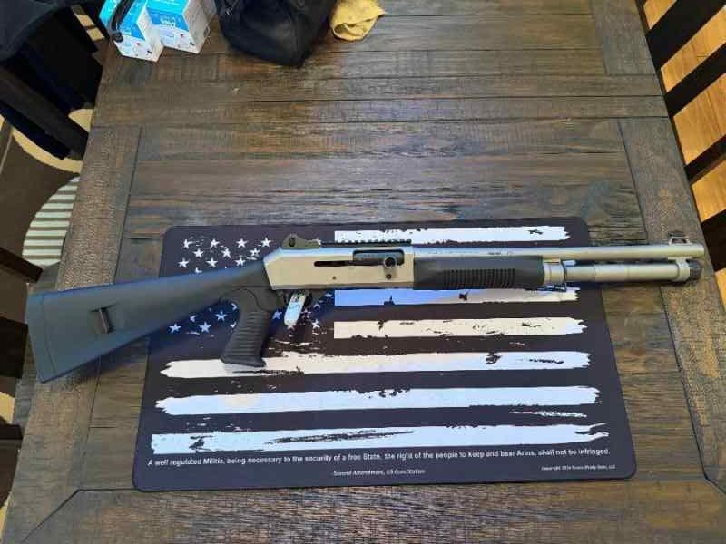 Benelli M4 H2O 12 GA/Beretta