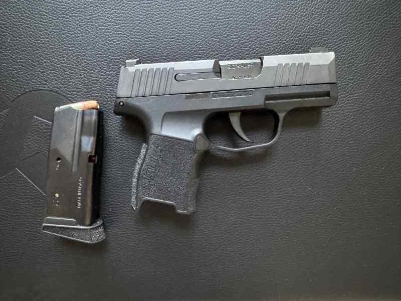 Sig Sauer P365 - Like New